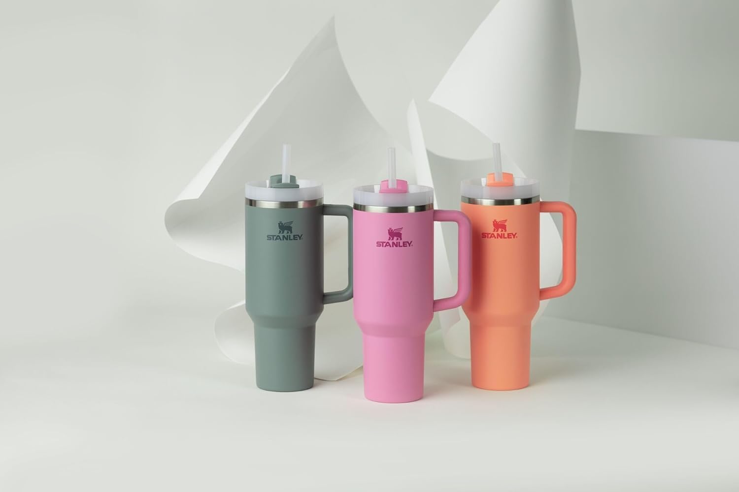 Stanley The Quencher H2.0 FlowState™ Tumbler with Handle and Straw 40 oz